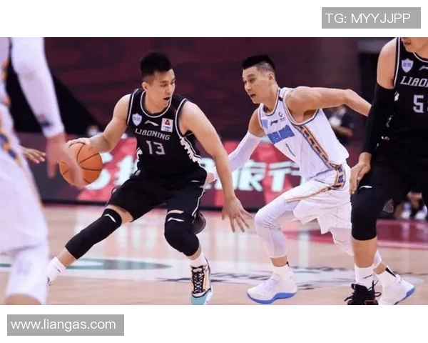 CBA精彩对决辽宁队迎战广东队2020赛季直播回顾与精彩瞬间分析
